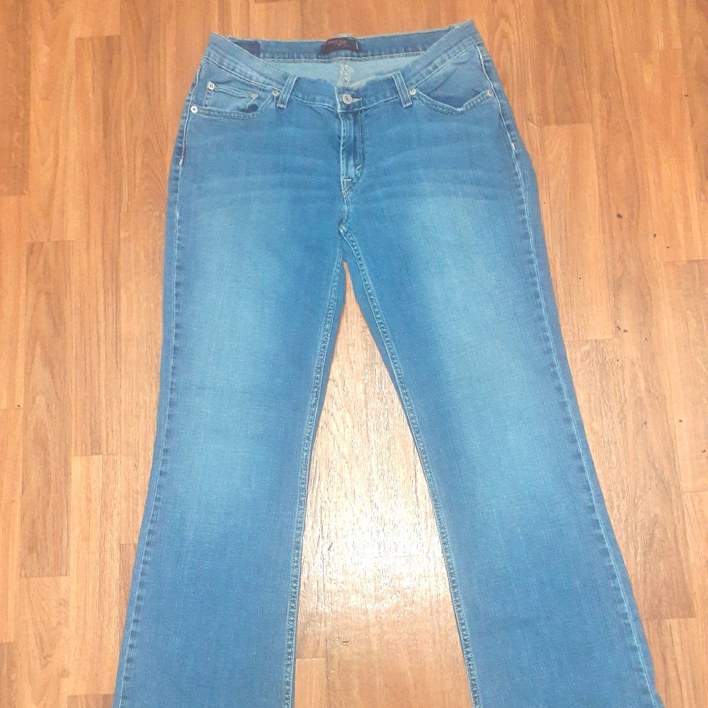 Levis 528 sz 13M, good condition